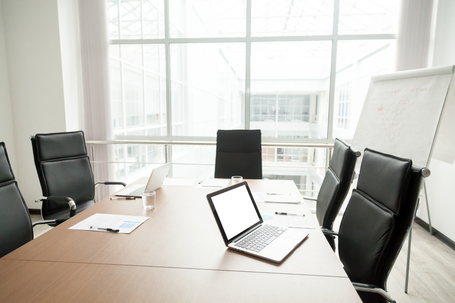 Air quality in offices: How does employee productivity depend on clean air?